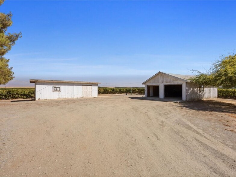 More Photos Of 34338 Nevis, Mc Farland Land For Sale