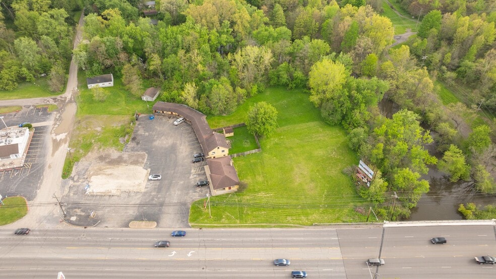 More Photos Of 5318 Youngstown Warren Rd, Niles Hotel For Sale