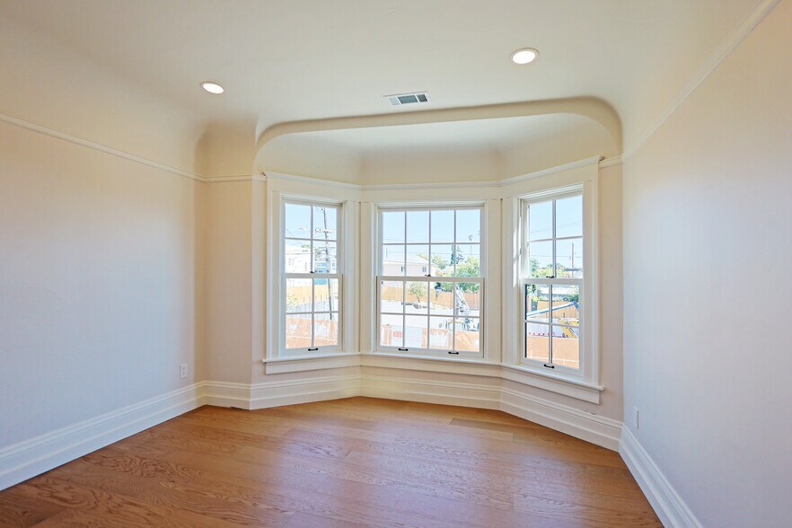 More Photos Of 2035-2037 Ashby Ave, Berkeley Storefront Retail Residential For Sale