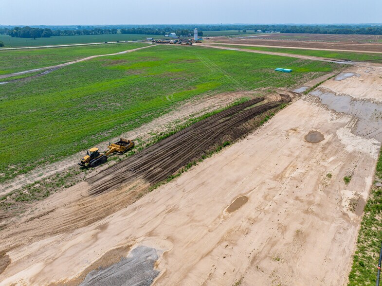 More Photos Of 2330 Old Silo Way, Lockbourne Unknown For Lease