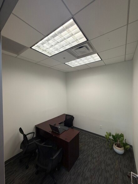 More Photos Of 1600 Ponce De Leon Blvd, Coral Gables Office For Lease