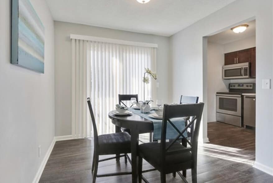 More Photos Of 706 E 139th St, Kansas City Apartments For Sale