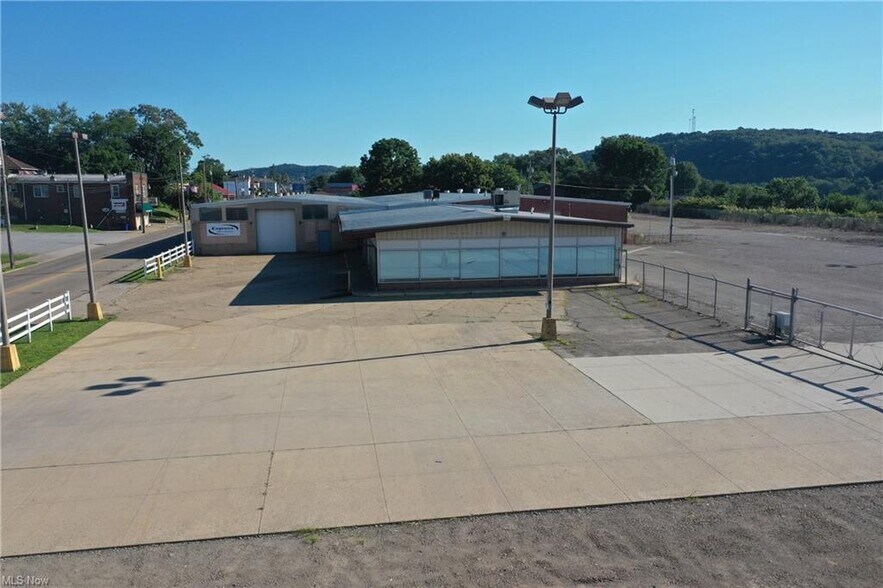 More Photos Of 1515 Franklin Ave, Toronto Industrial For Lease