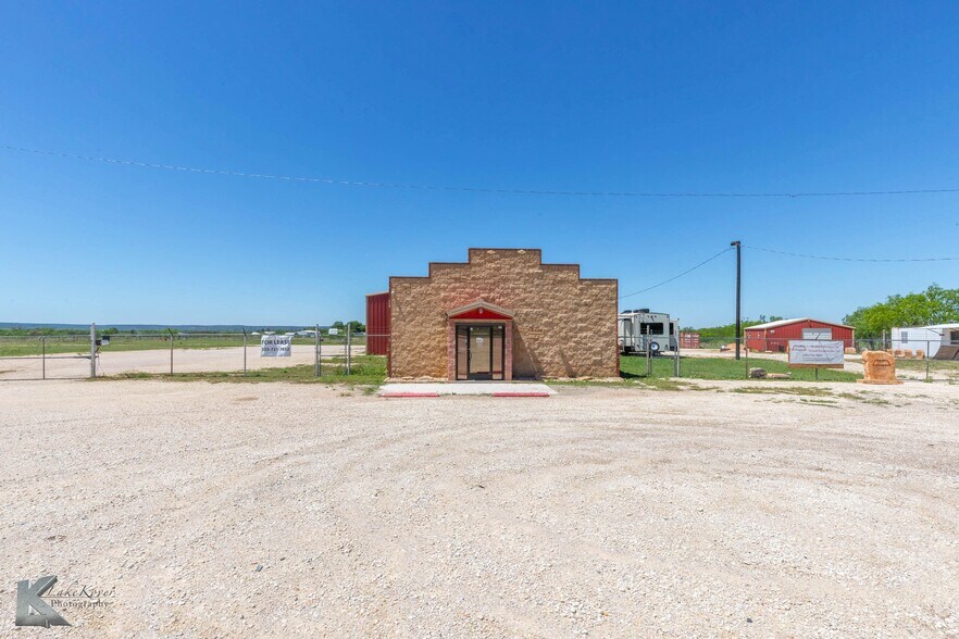 More Photos Of 1902 E State Highway 36, Abilene Industrial For Sale