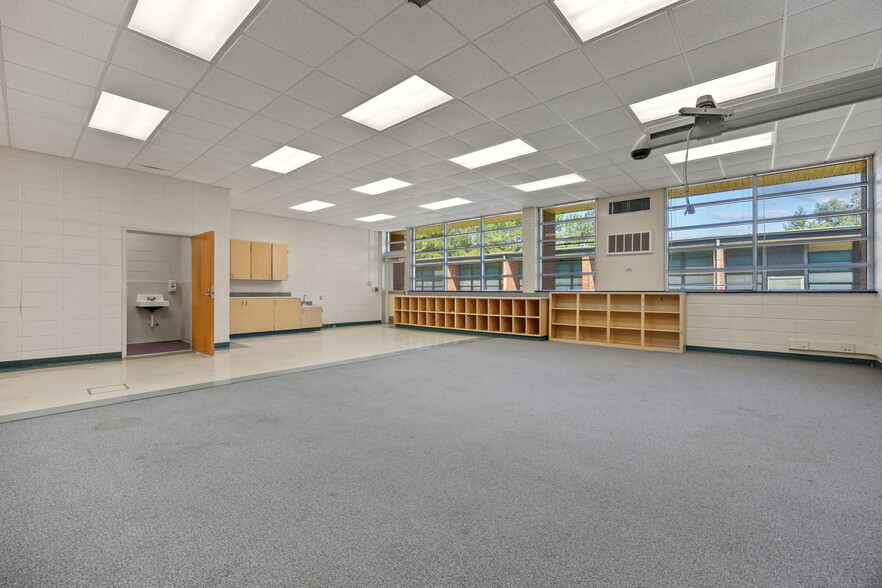 More Photos Of 8967 Cedar Grove School Loop Rd, Nashville Schools For Sale