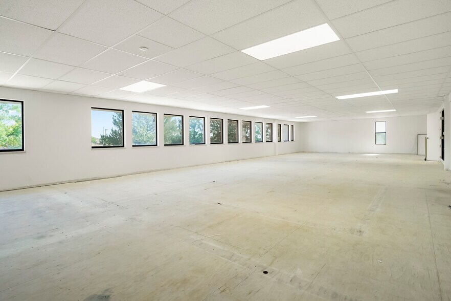 More Photos Of 11031 Sheridan Blvd, Westminster Office For Lease