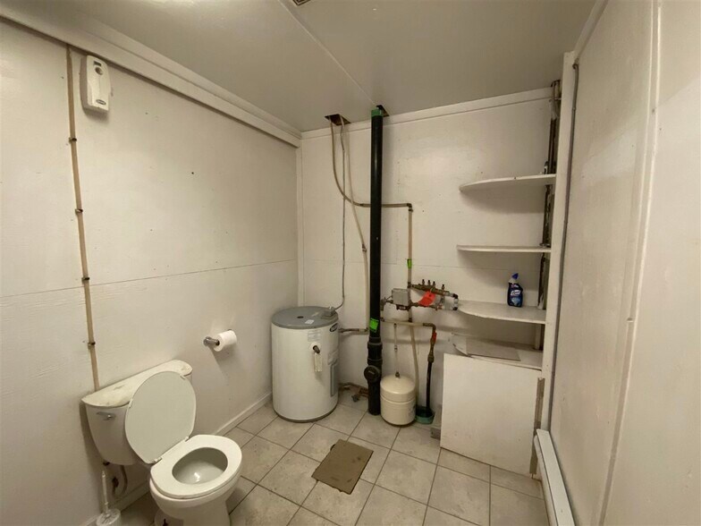 More Photos Of 12211-12219 66 St NW, Edmonton Light Manufacturing For Sale