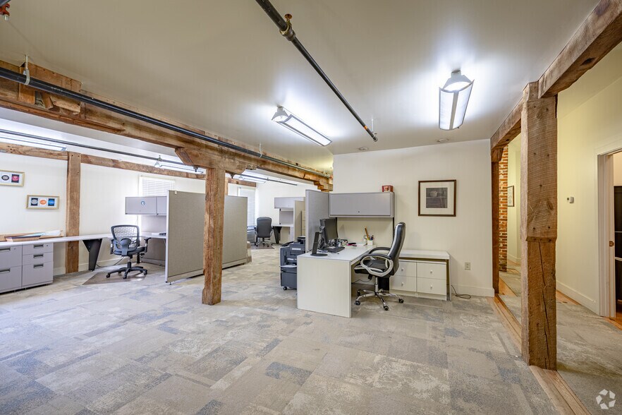 More Photos Of 870 High St, Chestertown Unknown For Sale