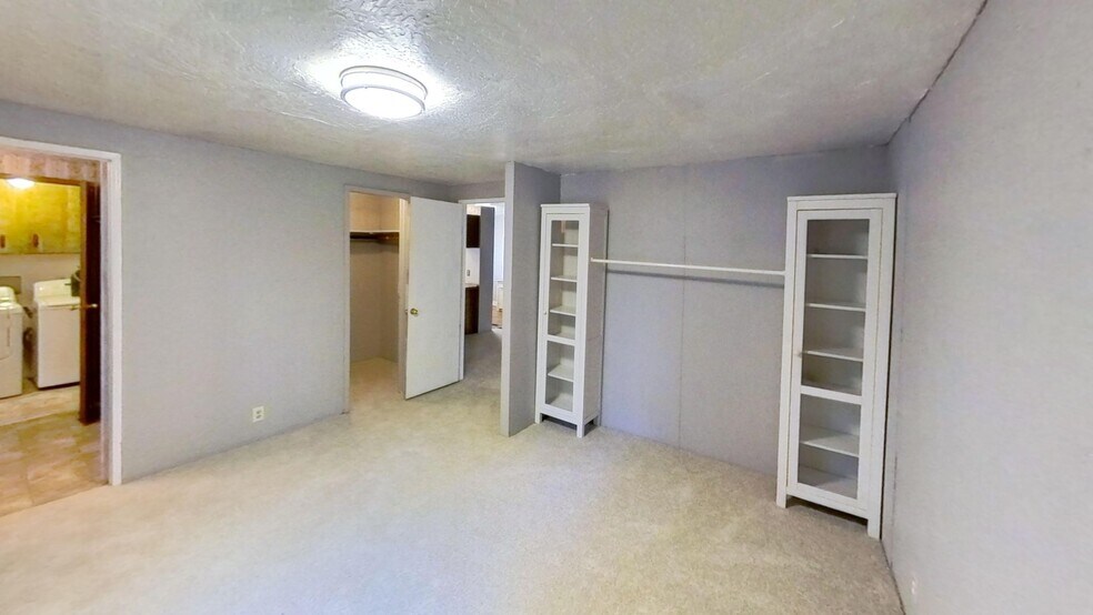 More Photos Of 295534 US Highway 101, Quilcene Flex For Sale