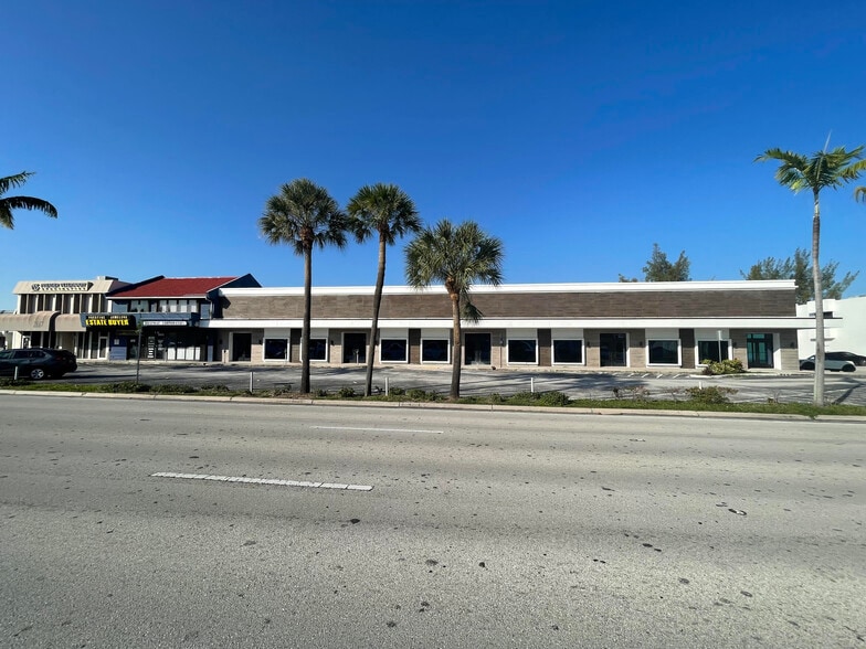 More Photos Of 2701-2715 E Commercial Blvd, Fort Lauderdale Freestanding For Lease