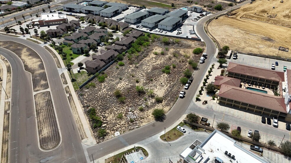 More Photos Of 1400 Hospitality Dr, Laredo Land For Sale