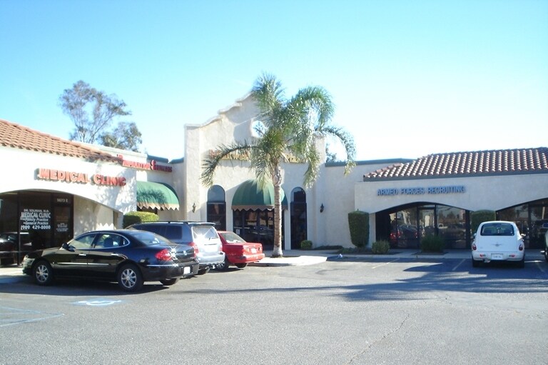 More Photos Of 9673 Sierra Ave, Fontana Unknown For Lease