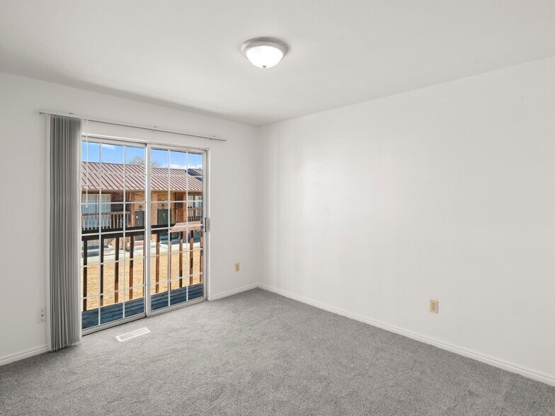 More Photos Of 268-408 1220 South St, Vernal Apartments For Sale