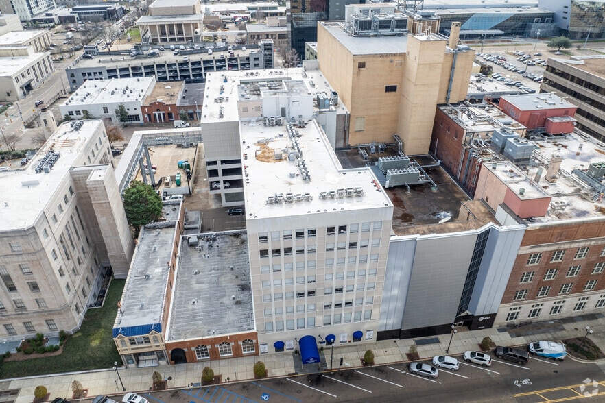 More Photos Of 225 E Capitol St, Jackson Apartments For Lease