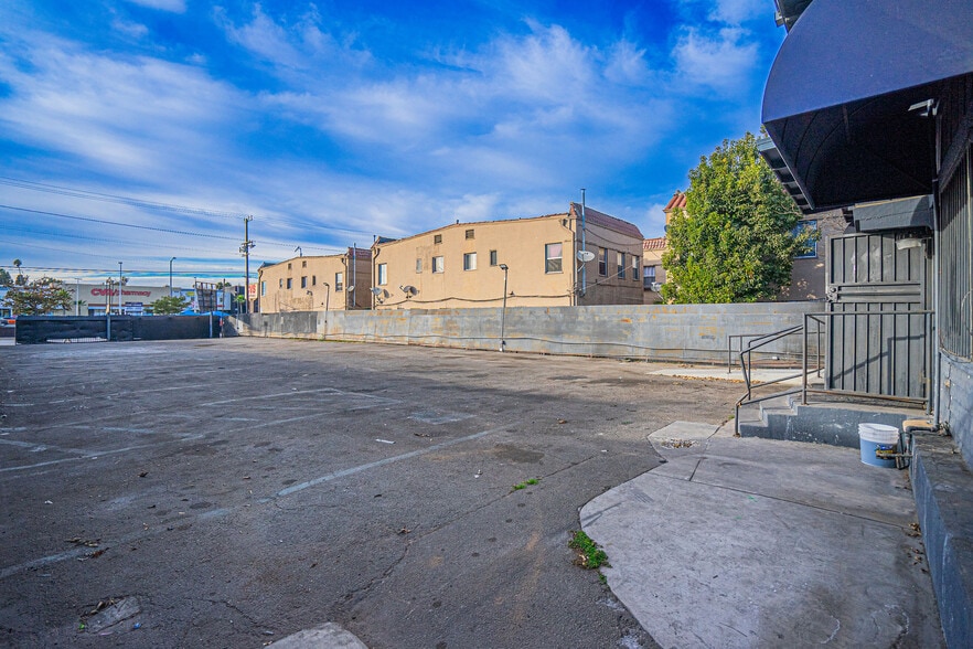 More Photos Of 1664 S Western Ave, Los Angeles Auto Dealership For Sale