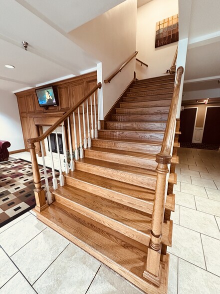More Photos Of 22500 Rhea County Hwy, Spring City Hotel For Sale