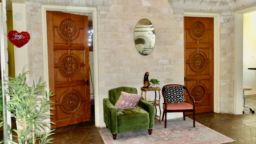 More Photos Of 1906A E Tyler, Harlingen Office For Sale