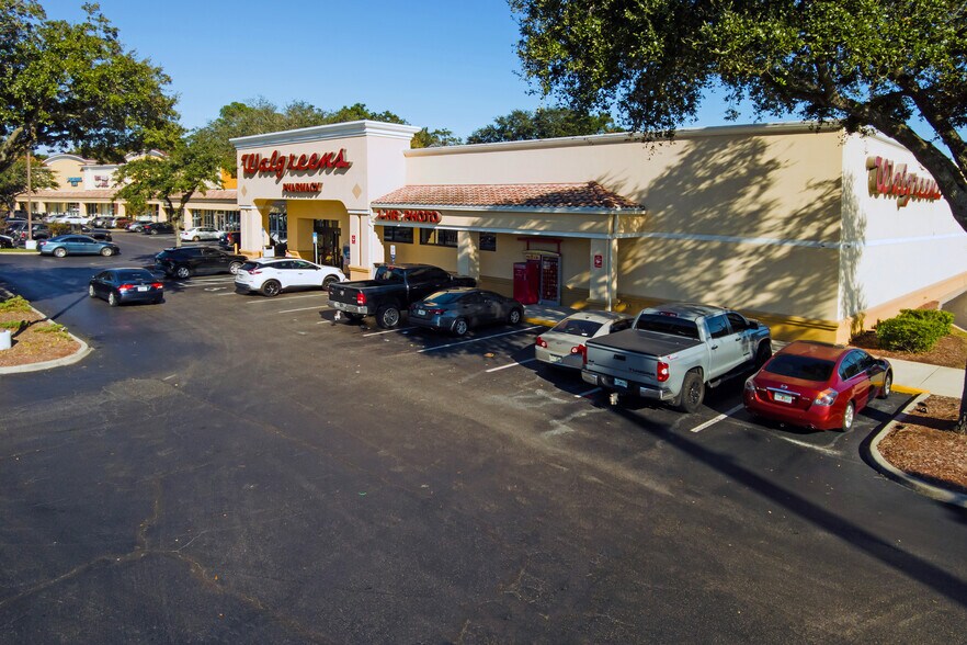 More Photos Of 11-55 University Blvd N, Jacksonville Unknown For Lease