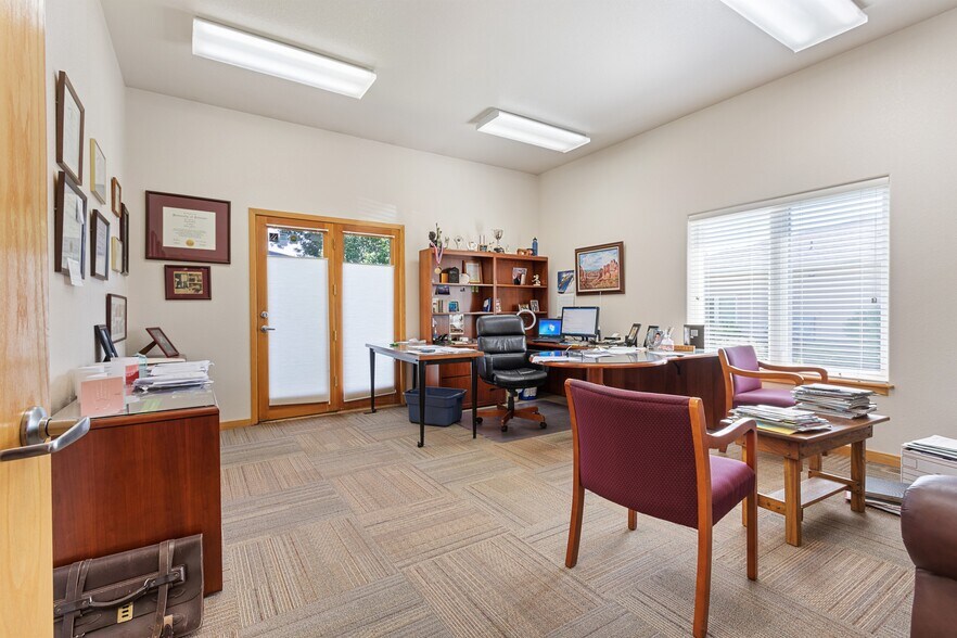 More Photos Of 1714 Duchess Dr, Longmont Office For Lease