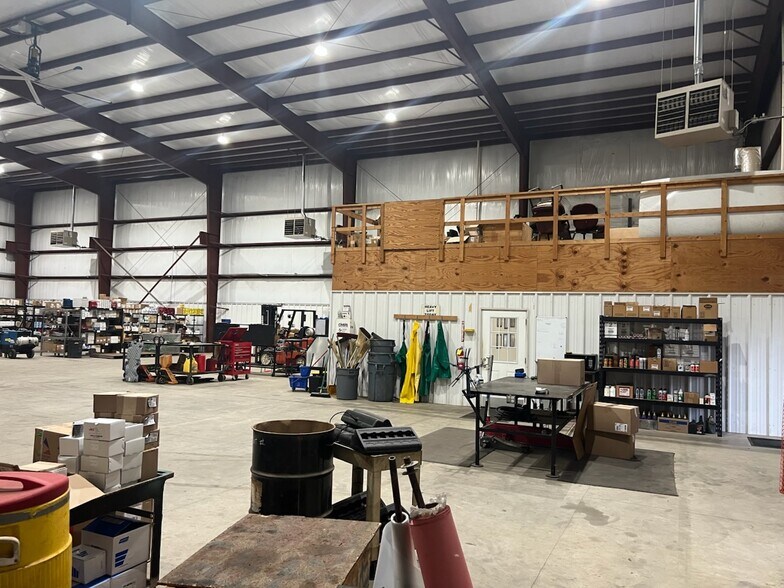 More Photos Of 1972 Red Oak Flats Rd, Dahlonega Warehouse For Sale