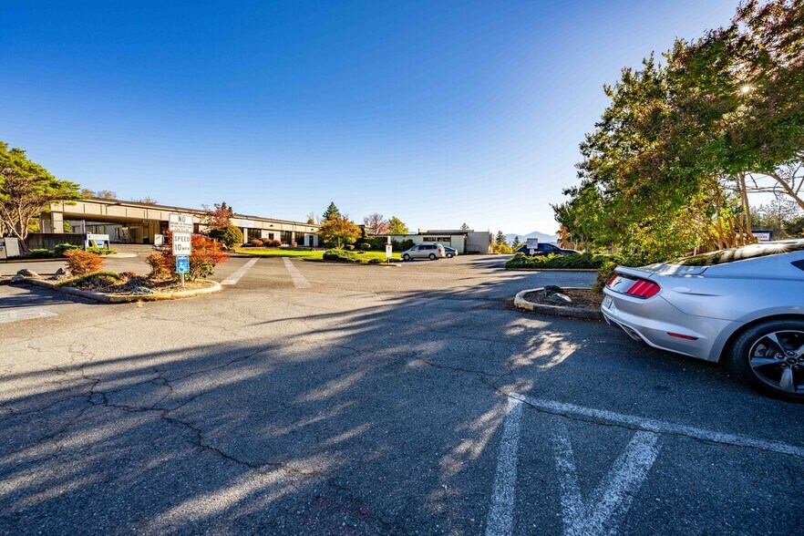 More Photos Of , Grants Pass Unknown For Sale