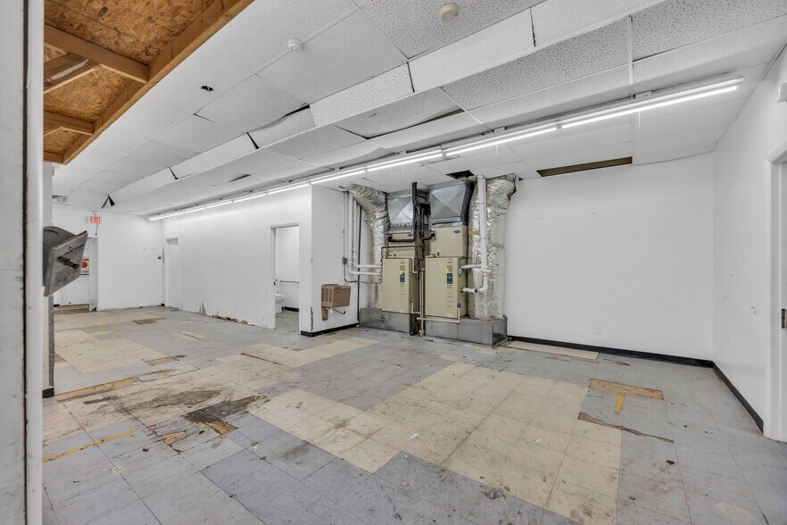 More Photos Of 511 Market St, Chattanooga Specialty For Lease