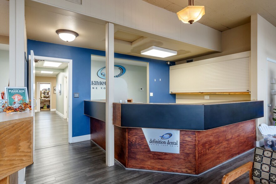 More Photos Of 12850 SW Canyon Rd, Beaverton Medical For Lease