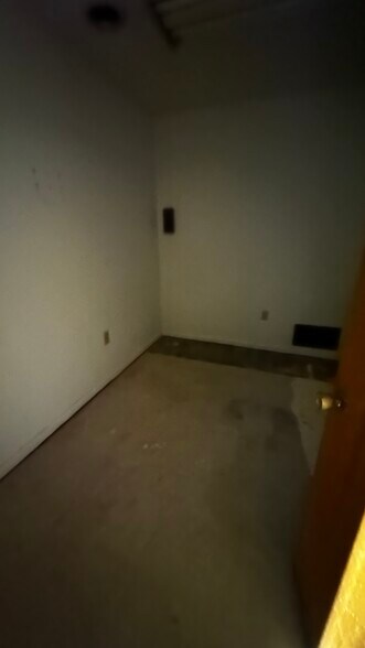 More Photos Of 156 NJ-45, Mannington Township Storefront Retail Office For Lease