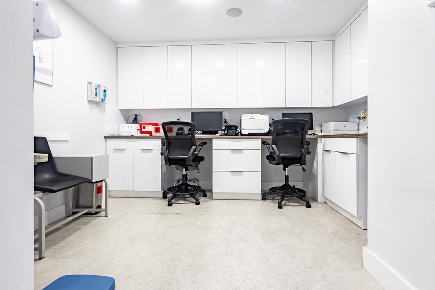 More Photos Of 9851 NW 58th St, Miami Flex For Sale