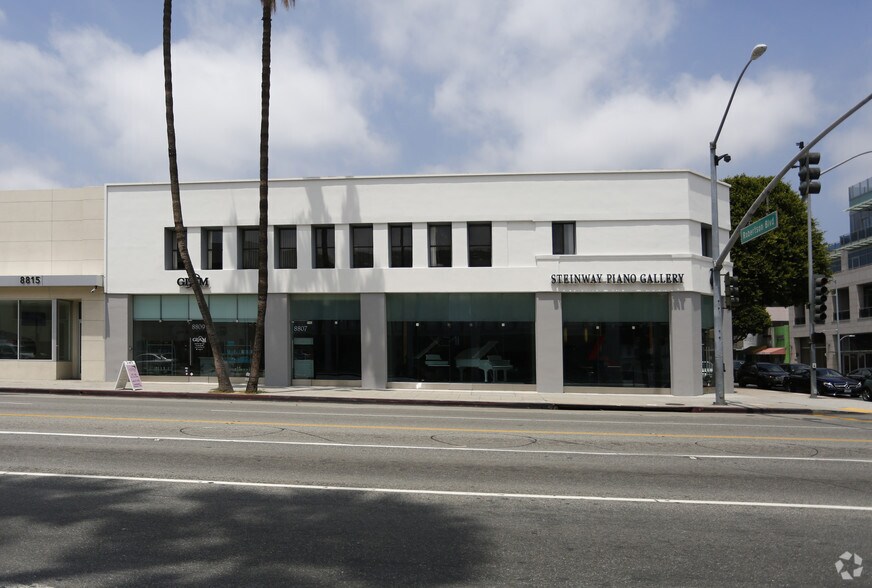 More Photos Of 111 N Robertson Blvd, Beverly Hills Storefront Retail Office For Lease