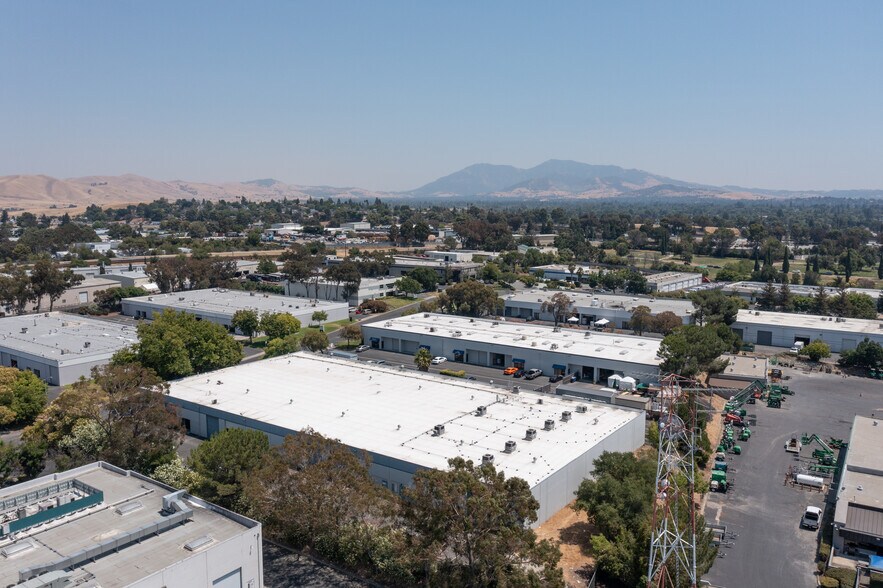 More Photos Of 130 Mason Cir, Concord Warehouse For Lease