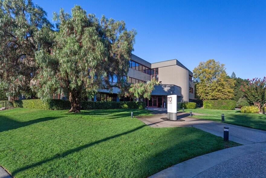 More Photos Of 1701 Novato Blvd, Novato Office For Lease