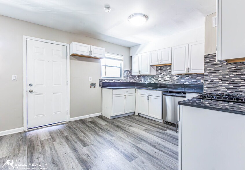 More Photos Of 661 Sherwood Dr, Jonesboro Apartments For Sale