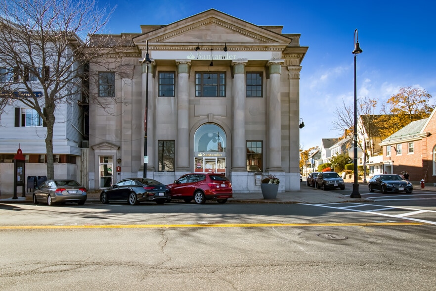 More Photos Of 369 Main St, Wakefield Bank For Sale