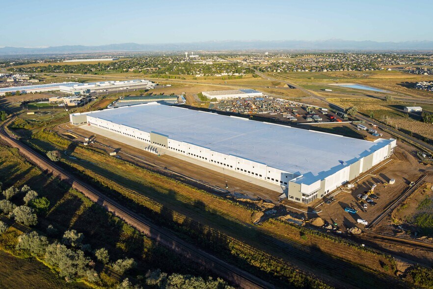 More Photos Of 6196 East Bridge St, Brighton Distribution For Lease