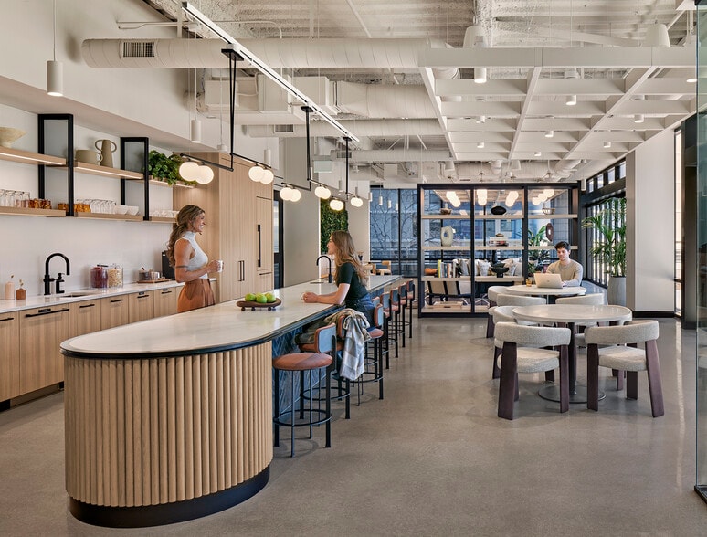 More Photos Of 1800 Larimer St, Denver Office For Lease