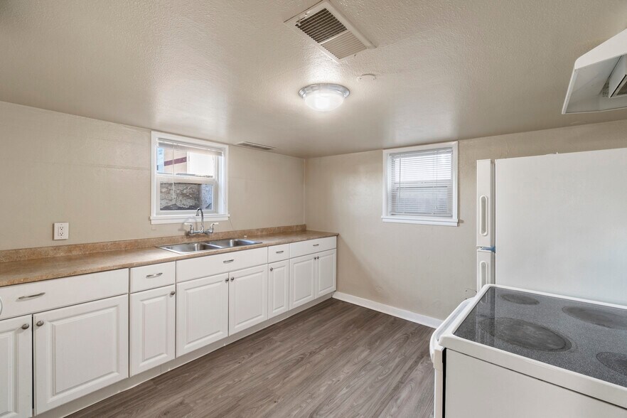 More Photos Of 1216 7th St S, Nampa Office Residential For Lease