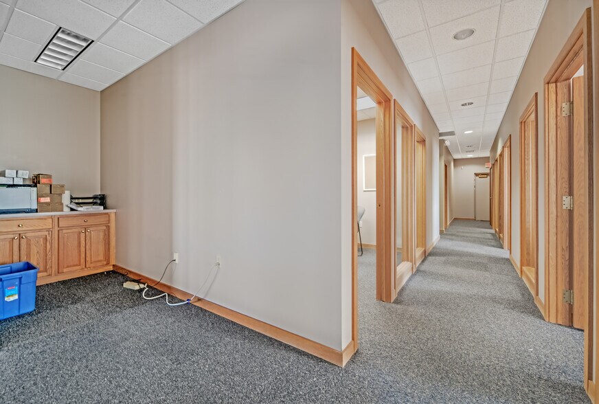 More Photos Of 245 N Peters Ave, Fond Du Lac General Retail For Sale