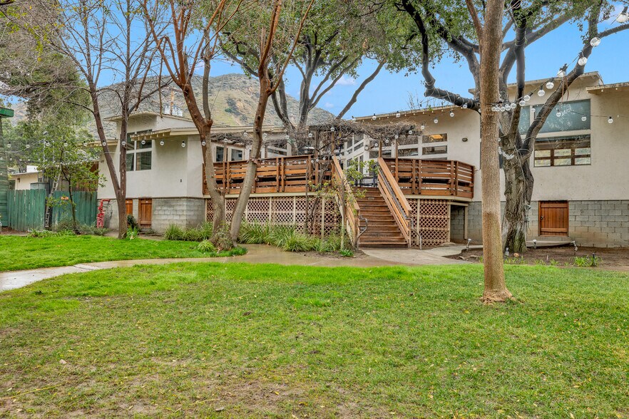 More Photos Of 12117 Sierra Hwy, Santa Clarita Hotel For Sale
