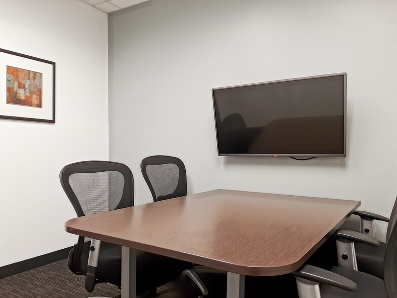 More Photos Of 342 N Water St, Milwaukee Coworking Space