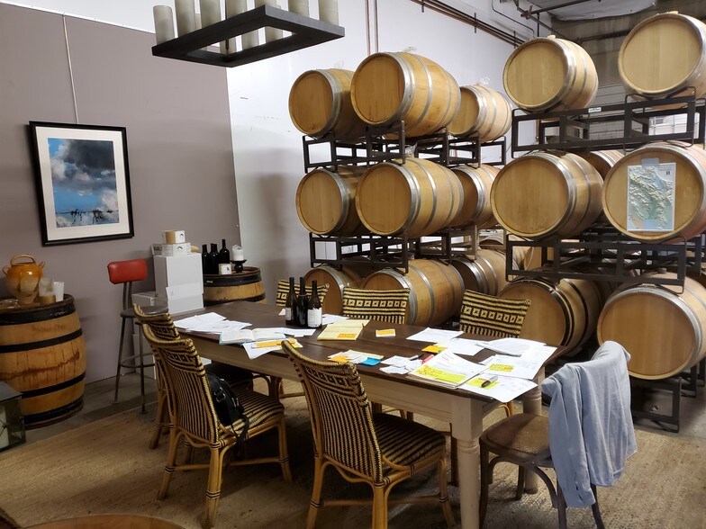 More Photos Of 902 Enterprise Way, Napa Light Manufacturing For Lease