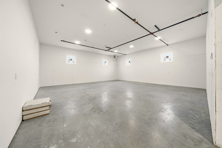 More Photos Of 1408 N Jackrabbit Ln, Belgrade Office For Sale