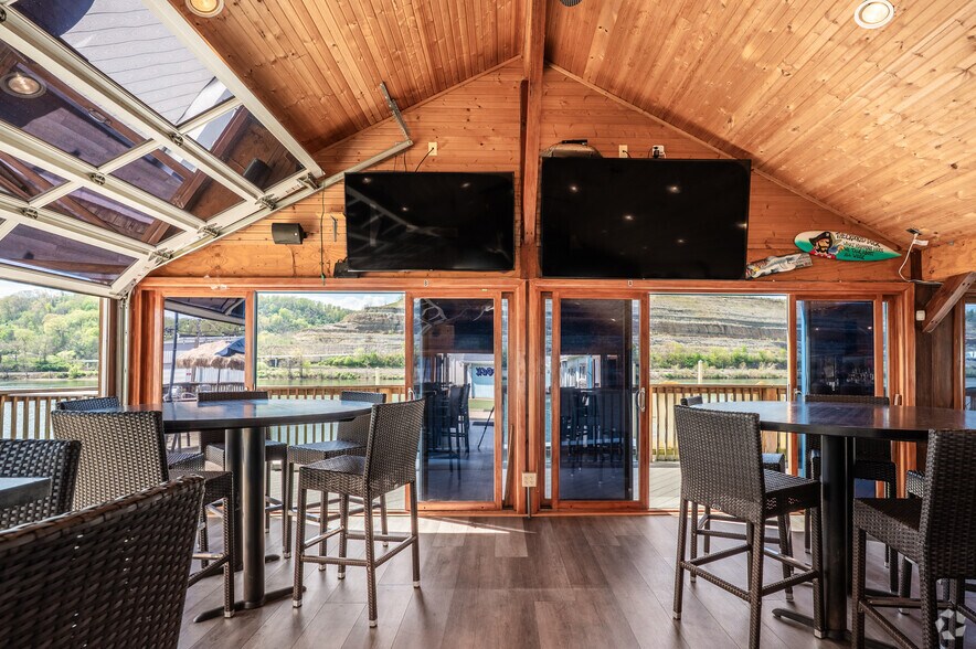 More Photos Of 30 12th St, Wellsburg Restaurant For Sale