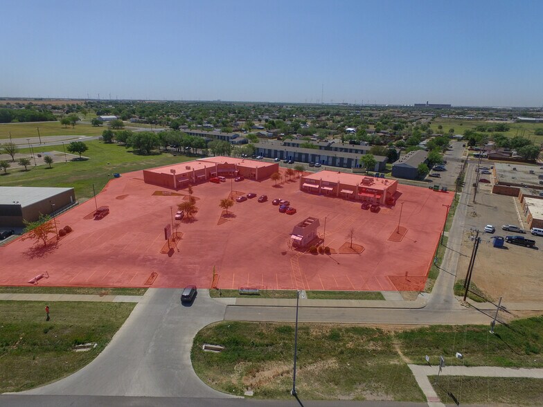 More Photos Of 1824 Parkway Dr, Lubbock Freestanding For Lease