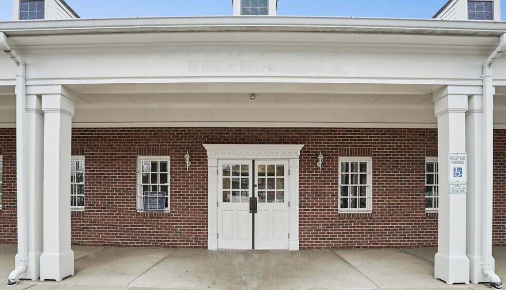 Primary Photo Of 5519 Franconia Rd, Alexandria Bank For Sale