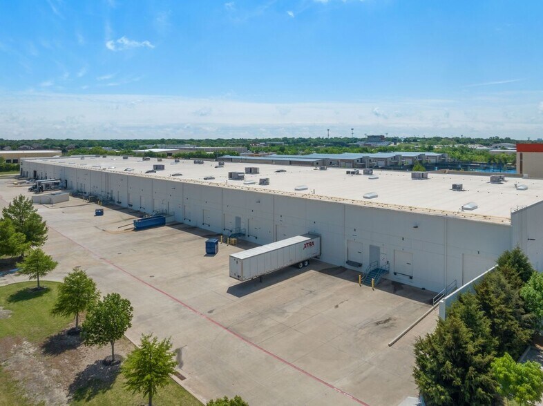 More Photos Of 6644 All Stars Ave, Frisco Warehouse For Lease