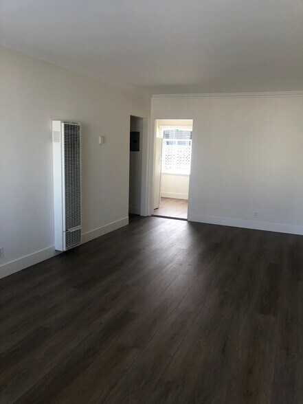 More Photos Of 2648 23rd St, Santa Monica Apartments For Sale