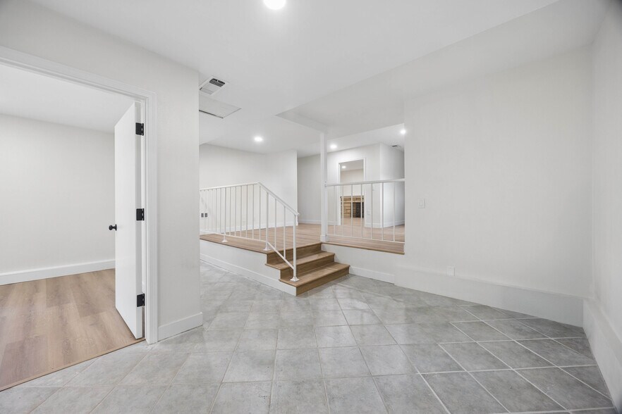 More Photos Of 1457 E Chapman Ave, Fullerton Office For Sale