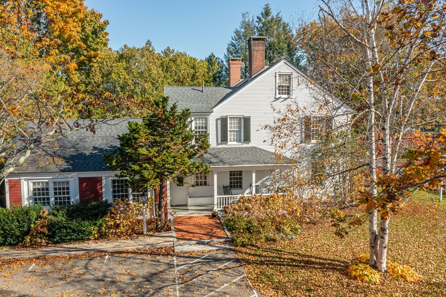 More Photos Of 73 Elm St, Camden Office For Sale
