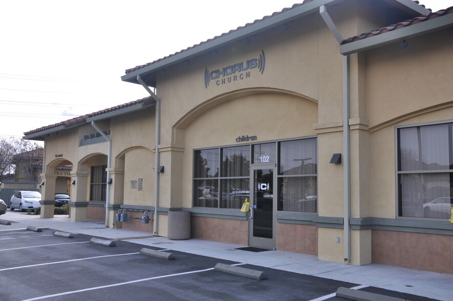 More Photos Of 29910-29992 Hunter Rd, Murrieta Unknown For Lease